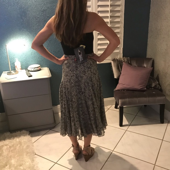 NWT Leopard dress size mefium - Picture 2 of 9